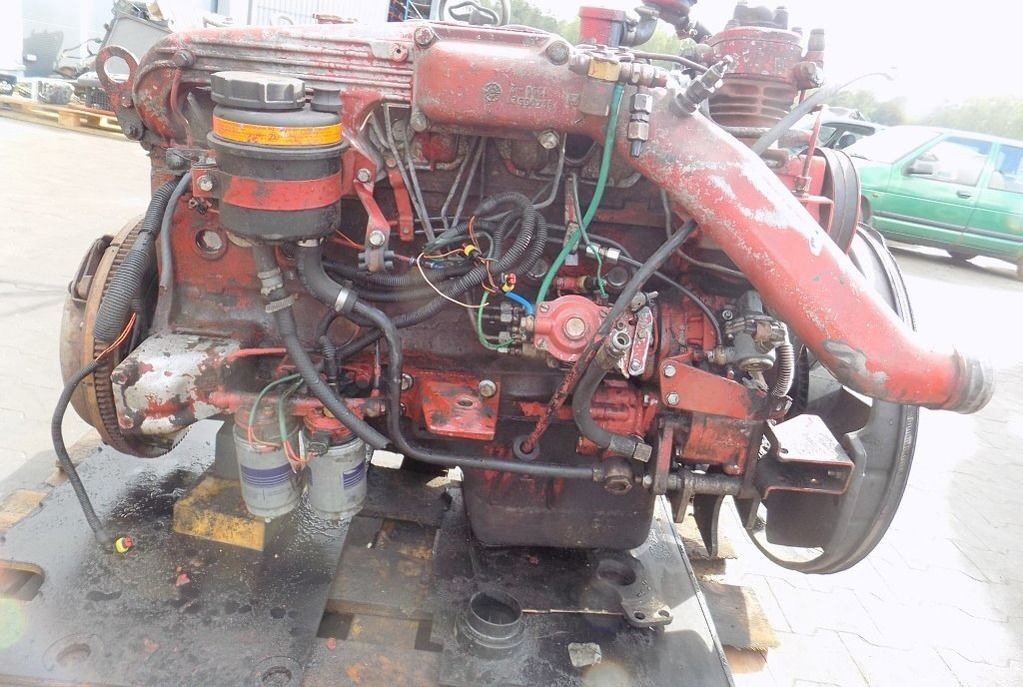 IVECO 8060.45B IVECO Eurocargo 6.0 - Motor - Kamyon: fotoğraf 1 IVECO 8060.45B IVECO Eurocargo 6.0 - Motor - Kamyon: fotoğraf 1