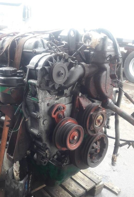 IVECO 8210.42L IVECO Magirus 420 - Motor - Kamyon: fotoğraf 4 IVECO 8210.42L IVECO Magirus 420 - Motor - Kamyon: fotoğraf 4
