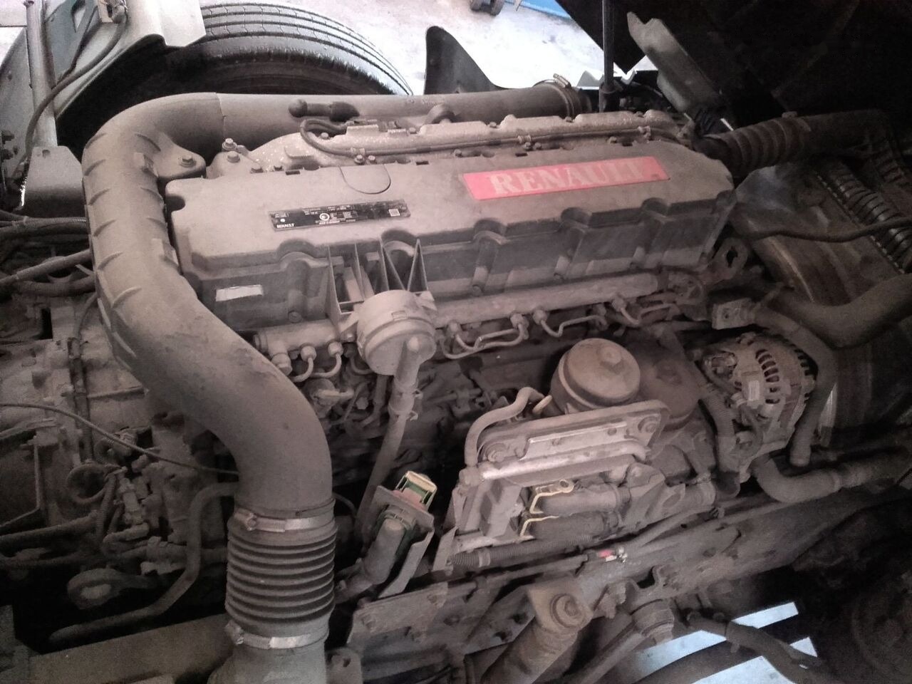 Renault DXI 7 320 E3 Renault Premium - Motor - Kamyon: fotoğraf 1 Renault DXI 7 320 E3 Renault Premium - Motor - Kamyon: fotoğraf 1