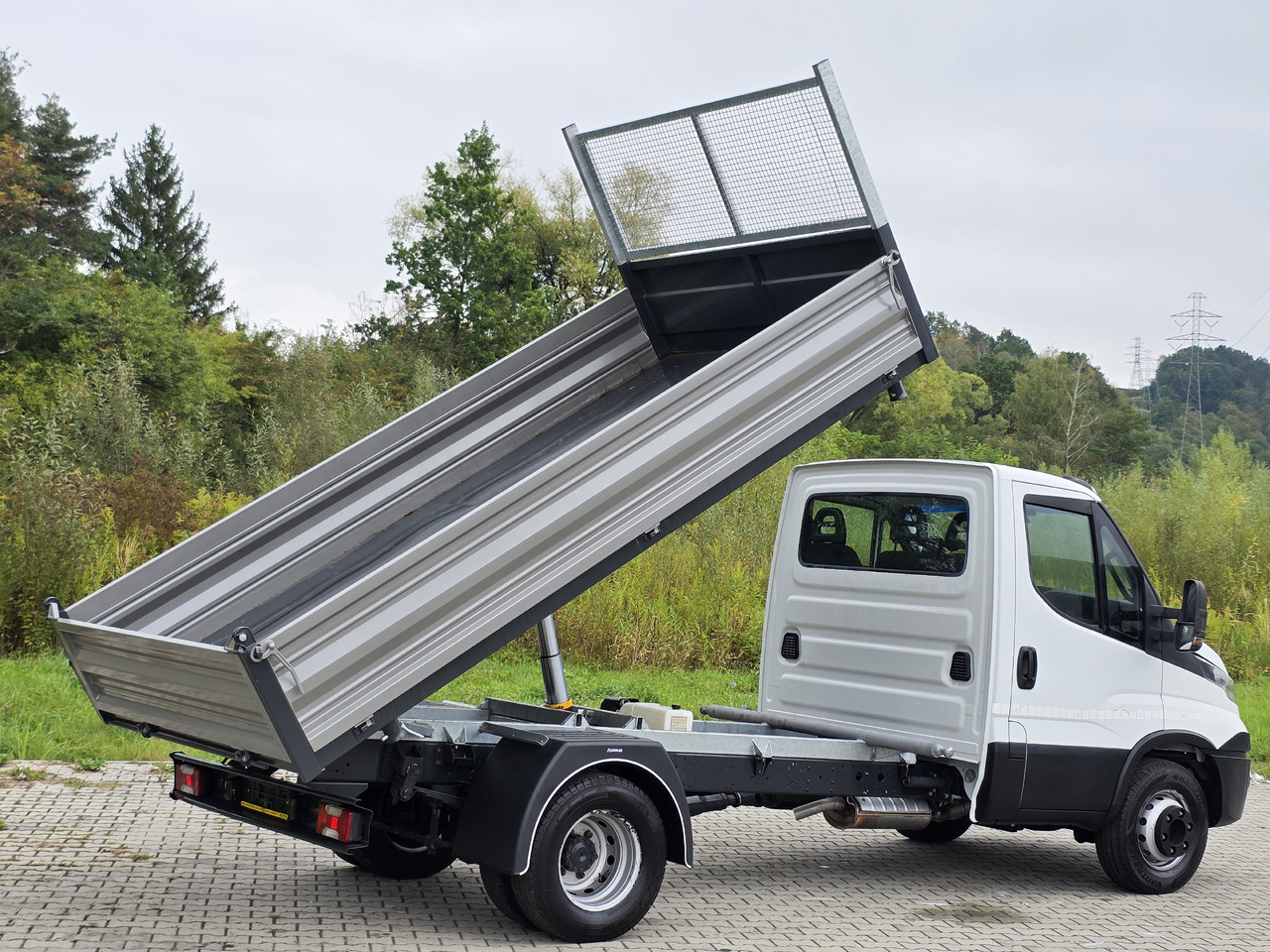IVECO Daily 70c-17 Wywrotka 3.80 M ! Kiper 3-Stronny ! Klima ! 3.0 HPI * 170 Hp ! Super Stan ! Z Włoch ! - Damperli kamyonet: fotoğraf 5 IVECO Daily 70c-17 Wywrotka 3.80 M ! Kiper 3-Stronny ! Klima ! 3.0 HPI * 170 Hp ! Super Stan ! Z Włoch ! - Damperli kamyonet: fotoğraf 5