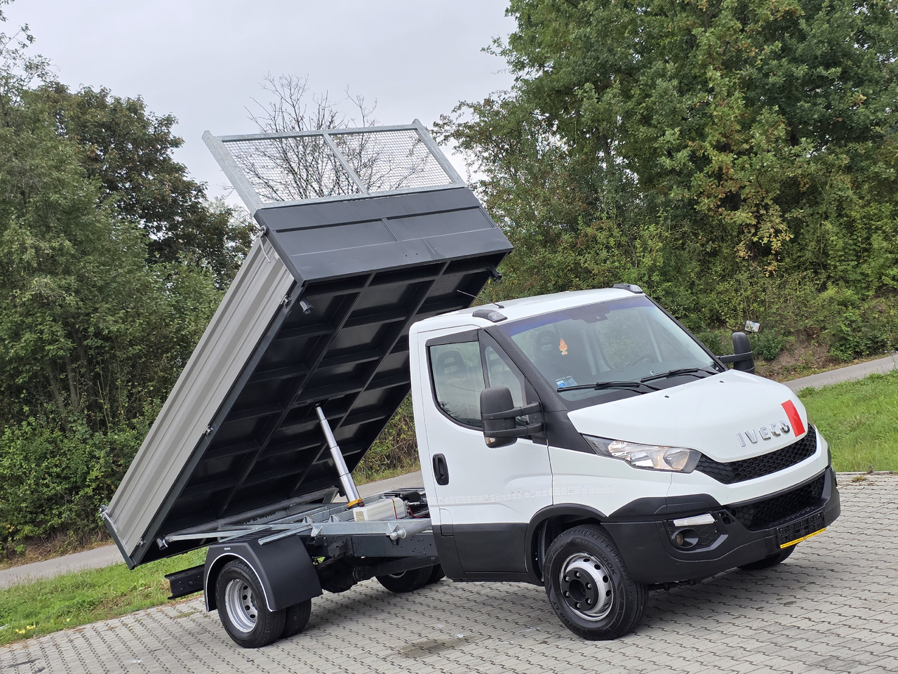 IVECO Daily 70c-17 Wywrotka 3.80 M ! Kiper 3-Stronny ! Klima ! 3.0 HPI * 170 Hp ! Super Stan ! Z Włoch ! - Damperli kamyonet: fotoğraf 2 IVECO Daily 70c-17 Wywrotka 3.80 M ! Kiper 3-Stronny ! Klima ! 3.0 HPI * 170 Hp ! Super Stan ! Z Włoch ! - Damperli kamyonet: fotoğraf 2