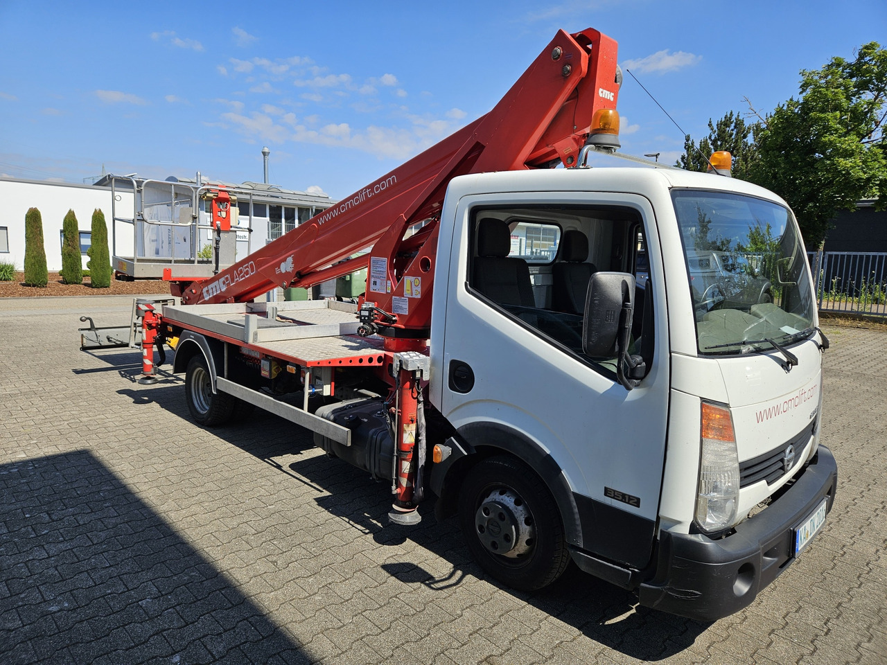 Nissan Cabstar CMC PLA 250 - 25m TOP nur 420 Stunden! - Araç üzerine platform: fotoğraf 5 Nissan Cabstar CMC PLA 250 - 25m TOP nur 420 Stunden! - Araç üzerine platform: fotoğraf 5
