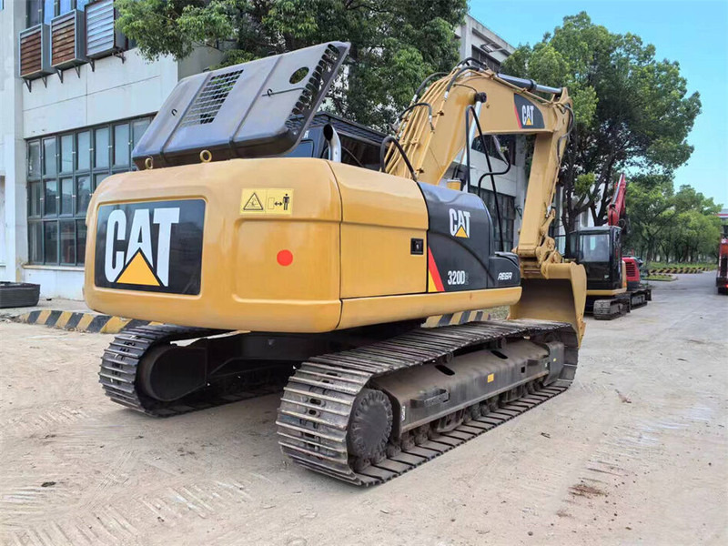 Caterpillar 320D2 - Paletli ekskavatör: fotoğraf 2 Caterpillar 320D2 - Paletli ekskavatör: fotoğraf 2