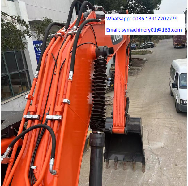 Doosan DX225LC - Paletli ekskavatör: fotoğraf 5 Doosan DX225LC - Paletli ekskavatör: fotoğraf 5
