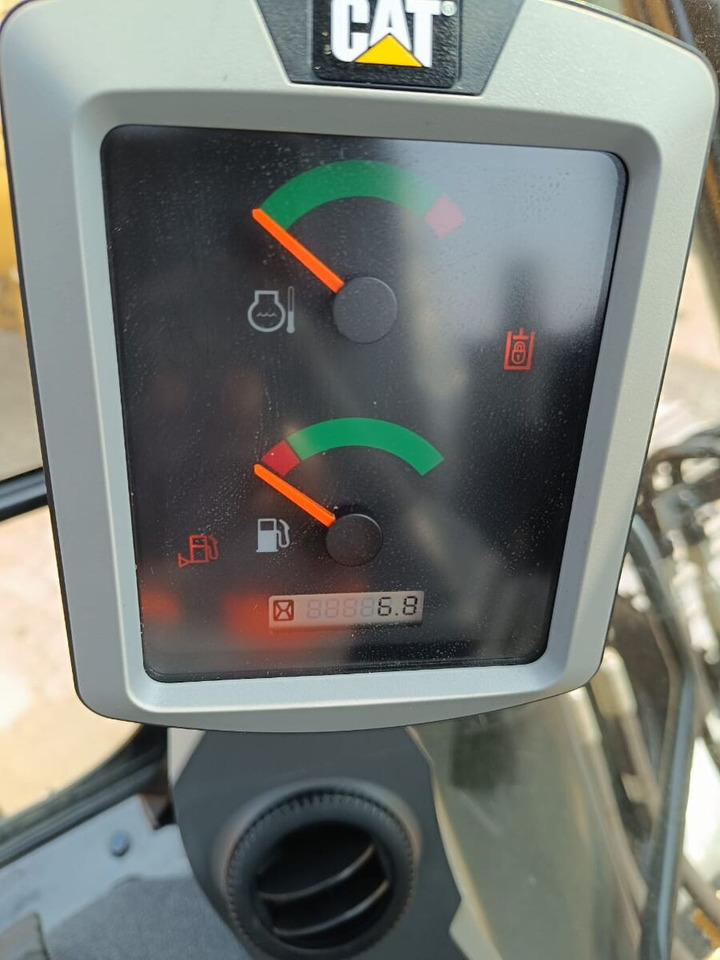 New Caterpillar 320D3GC tracked excavator - Paletli ekskavatör: fotoğraf 3 New Caterpillar 320D3GC tracked excavator - Paletli ekskavatör: fotoğraf 3