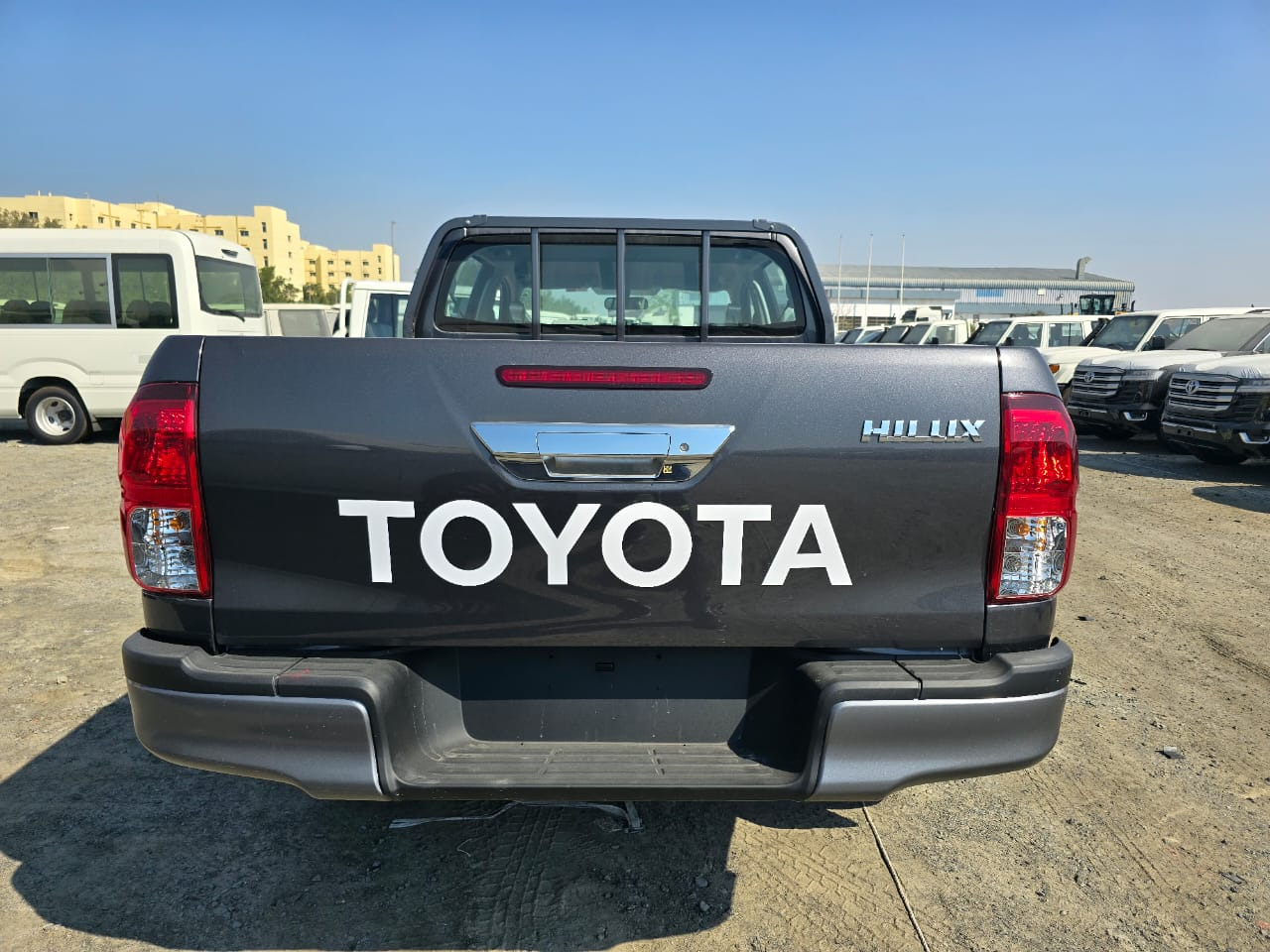 TOYOTA HILUX ACTIVE DOUBLE CAB - Binek araba: fotoğraf 1 TOYOTA HILUX ACTIVE DOUBLE CAB - Binek araba: fotoğraf 1