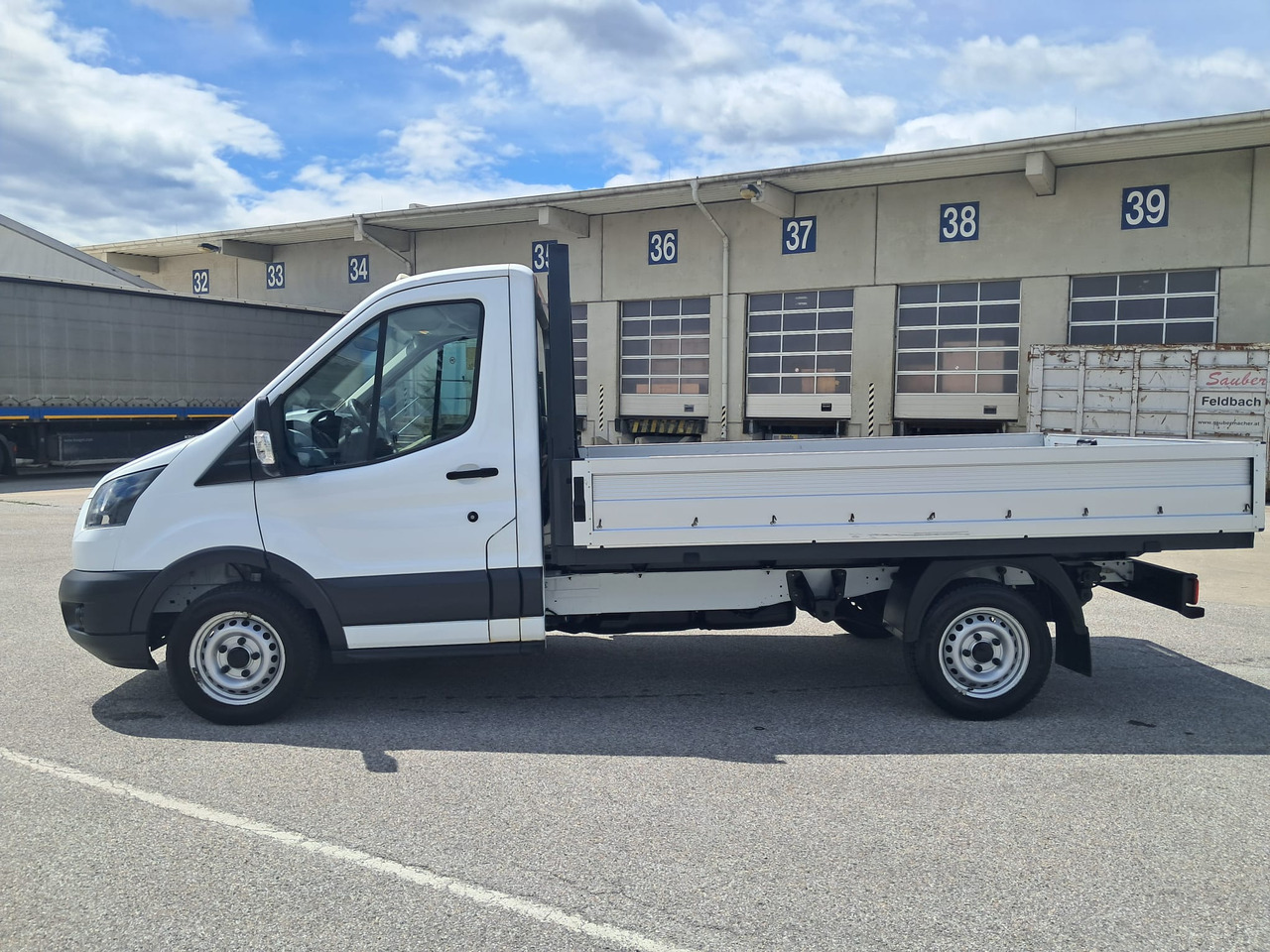 FORD TR Pritsche L2 | EZ 2018 | Euro 6 | Schaltgetr. - Açık kasa kamyonet: fotoğraf 4 FORD TR Pritsche L2 | EZ 2018 | Euro 6 | Schaltgetr. - Açık kasa kamyonet: fotoğraf 4