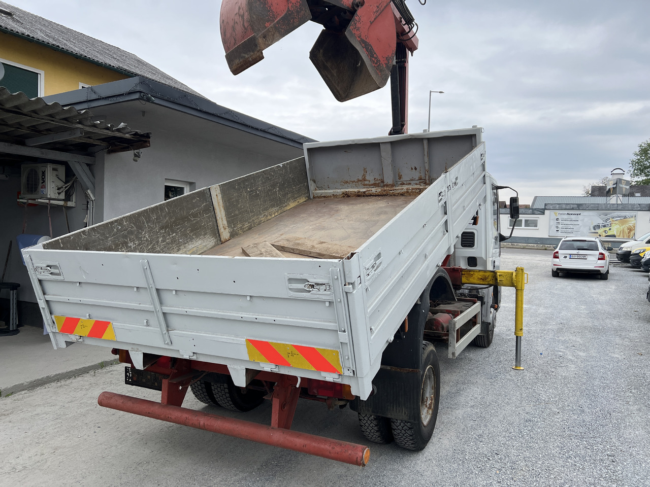 IVECO EUROCARGO 75E15 Kipper mit Kran - Damperli kamyon, Vinçli kamyon: fotoğraf 4 IVECO EUROCARGO 75E15 Kipper mit Kran - Damperli kamyon, Vinçli kamyon: fotoğraf 4