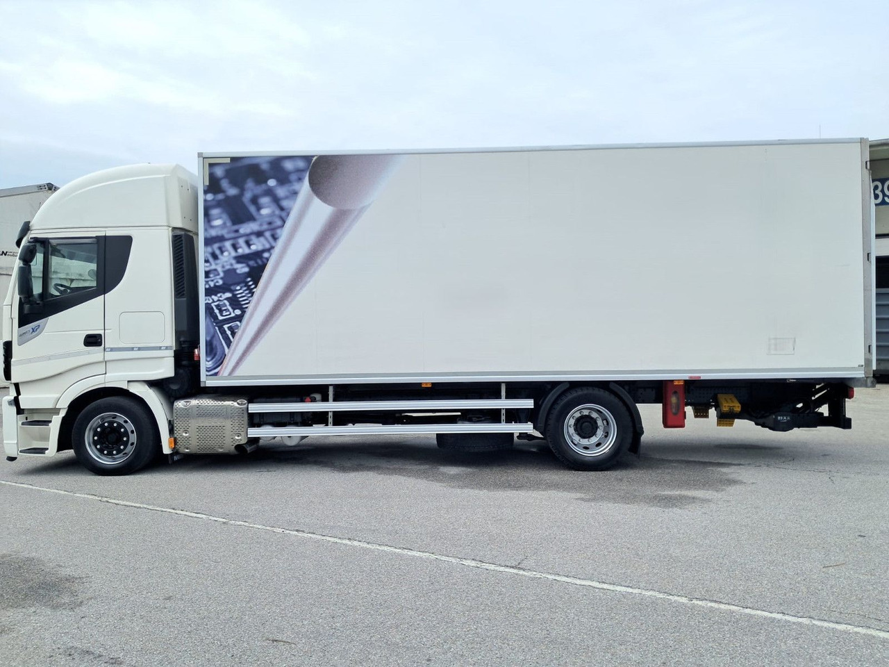 Iveco Stralis 460 Kühlkoffer | LBW | Klima | Retar - Refrijeratör kamyon: fotoğraf 4 Iveco Stralis 460 Kühlkoffer | LBW | Klima | Retar - Refrijeratör kamyon: fotoğraf 4