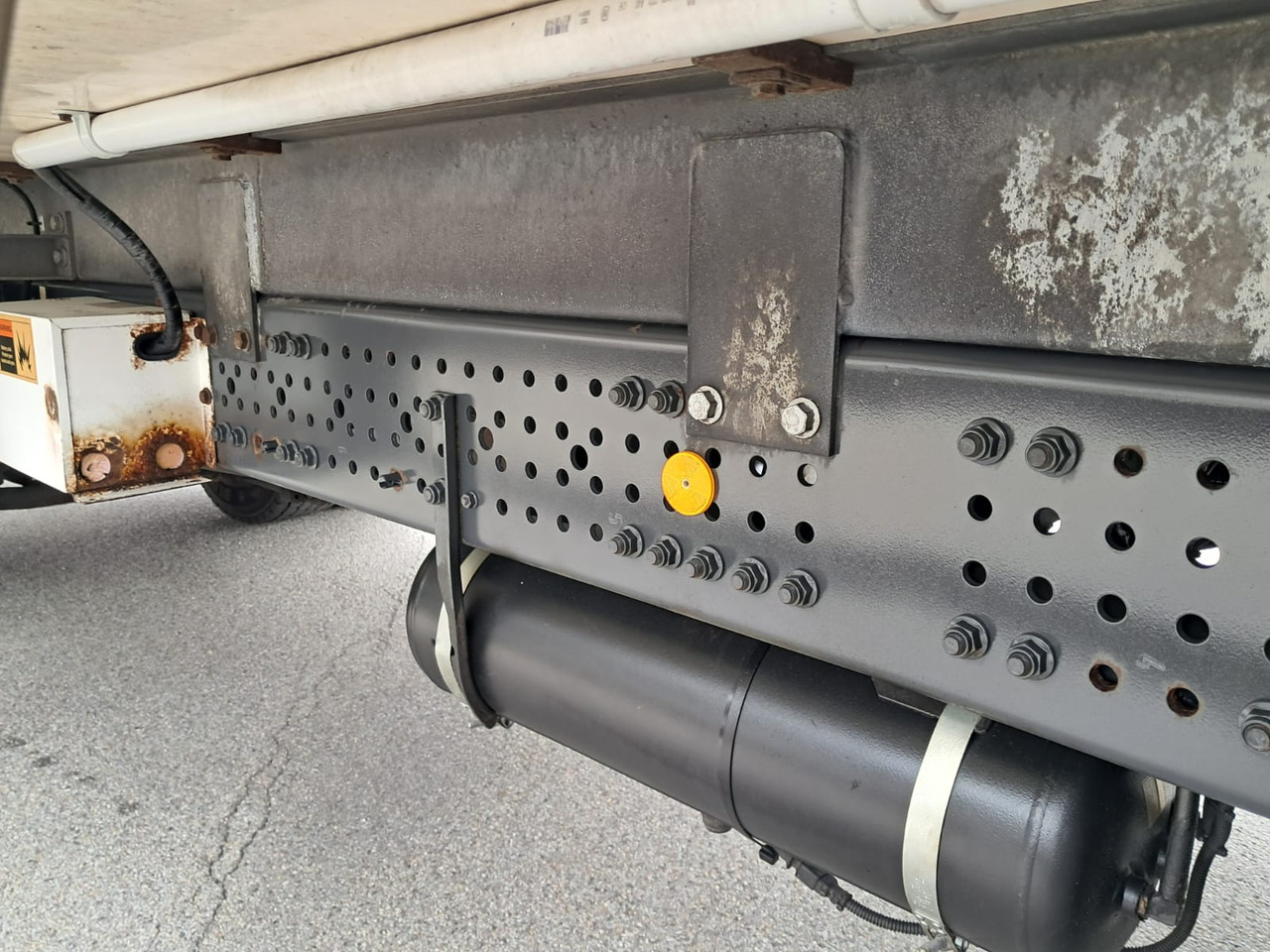 Refrijeratör kamyon MERCEDES-BENZ Antos 1833 Kühlkoffer LBW | Standheizung | Euro 6: fotoğraf 44