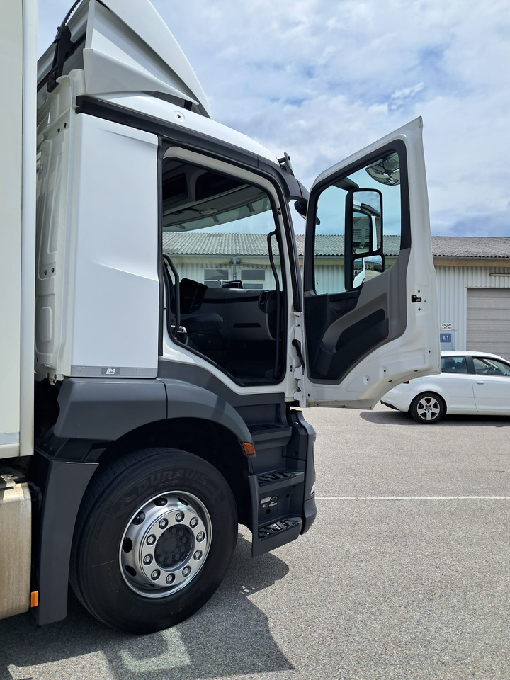Refrijeratör kamyon MERCEDES-BENZ Antos 2135 Kühlkoffer | Supra 850 | Standheizung: fotoğraf 19 Refrijeratör kamyon MERCEDES-BENZ Antos 2135 Kühlkoffer | Supra 850 | Standheizung: fotoğraf 19