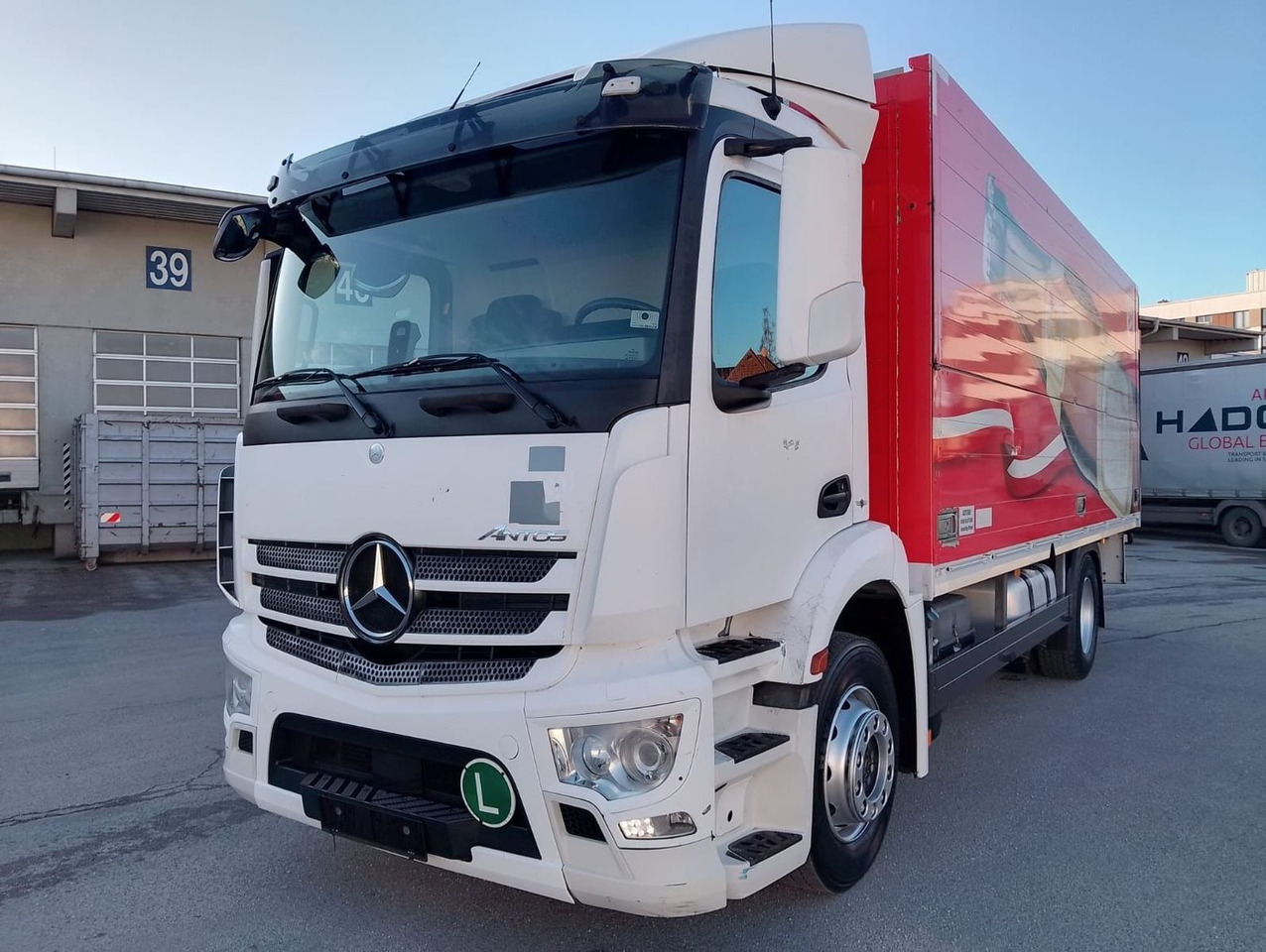 Mercedes-Benz ANTOS 18 30| Getränkew.| Klima| Luftgef| EZ 2014 - Taşınması içecek kamyon: fotoğraf 1 Mercedes-Benz ANTOS 18 30| Getränkew.| Klima| Luftgef| EZ 2014 - Taşınması içecek kamyon: fotoğraf 1