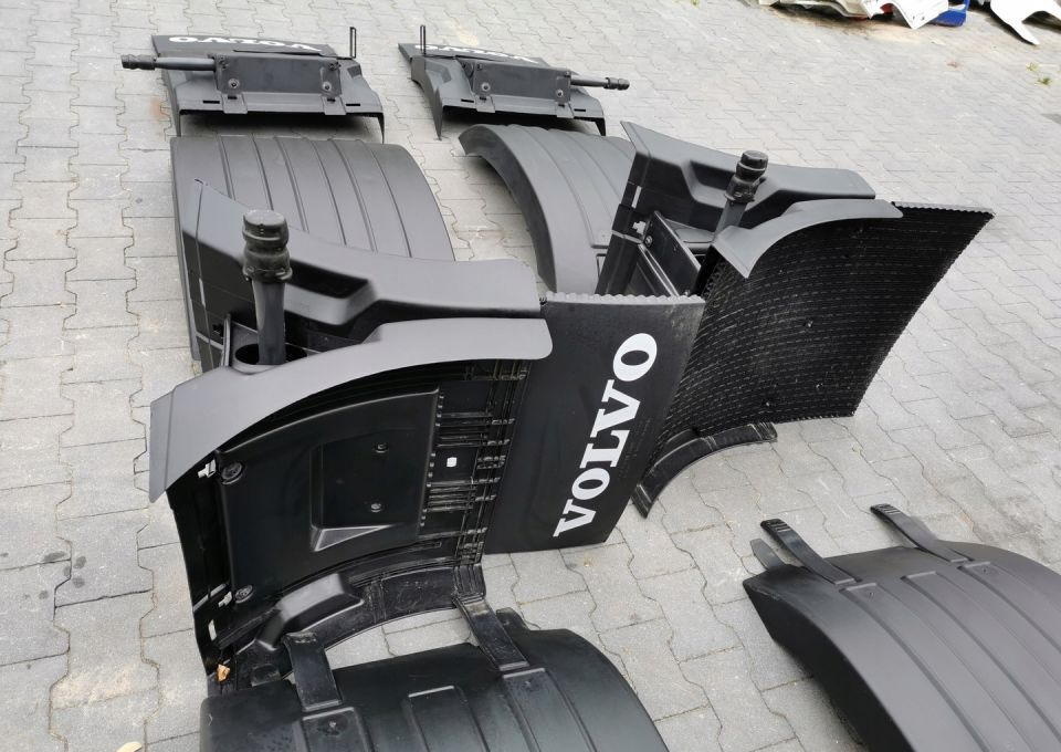 BŁOTNIKI NADKOLE 2 OS VOLVO FH4 NOWY ORYGINAŁ - Kanat: fotoğraf 3 BŁOTNIKI NADKOLE 2 OS VOLVO FH4 NOWY ORYGINAŁ - Kanat: fotoğraf 3