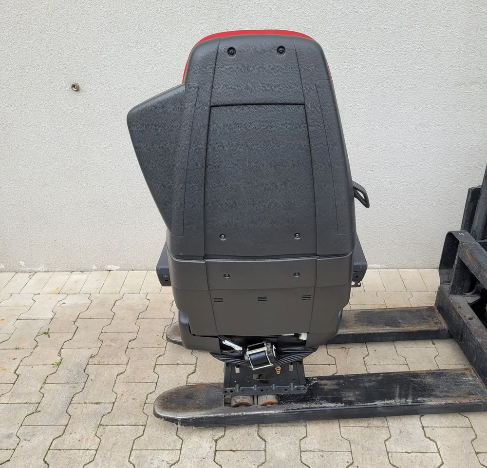 FOTEL KIEROWCY VOLVO FH4 ORYGINAŁ CHWALIM116 - Koltuk - Kamyon: fotoğraf 5 FOTEL KIEROWCY VOLVO FH4 ORYGINAŁ CHWALIM116 - Koltuk - Kamyon: fotoğraf 5