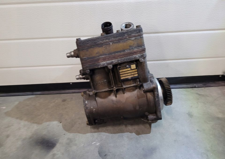 KOMPRESOR MERCEDES ACTROS MP4 A0011306415 - Kompresör - Kamyon: fotoğraf 1 KOMPRESOR MERCEDES ACTROS MP4 A0011306415 - Kompresör - Kamyon: fotoğraf 1