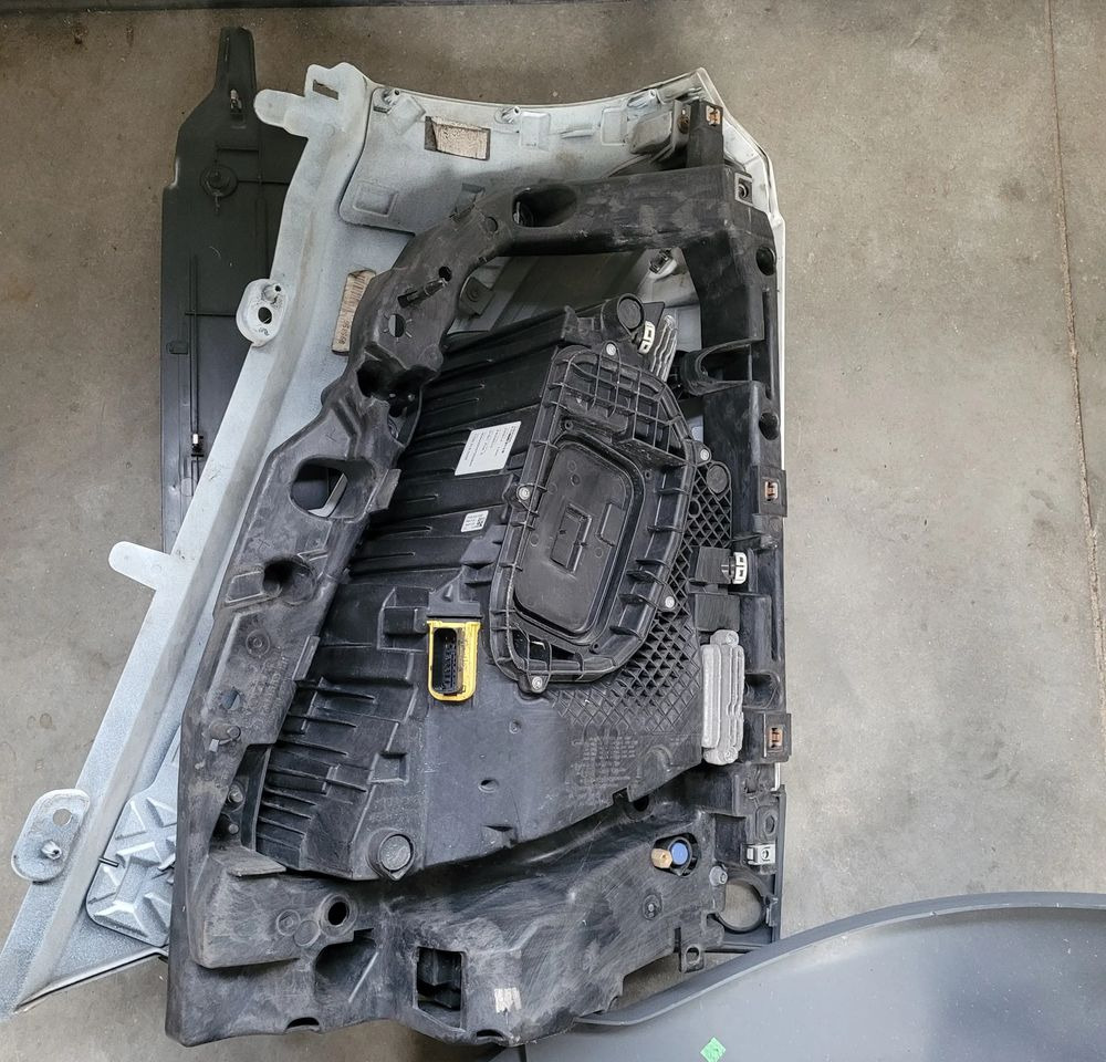 LAMPA GARNEK ZDERZAK VOLVO FH5 PRAWA ORYGINAŁ CHWALIM116 - Işık/ Işıklandırma - Kamyon: fotoğraf 4 LAMPA GARNEK ZDERZAK VOLVO FH5 PRAWA ORYGINAŁ CHWALIM116 - Işık/ Işıklandırma - Kamyon: fotoğraf 4