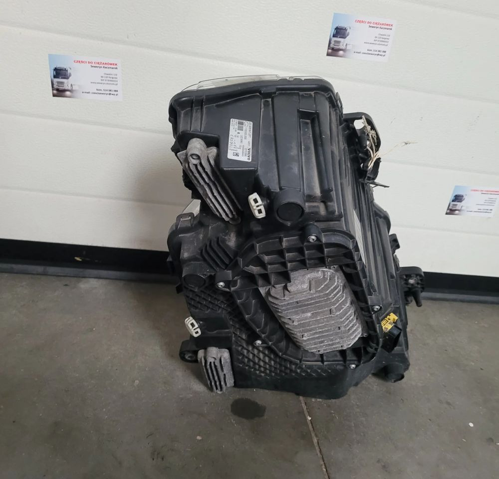 LAMPA LED LH. VOLVO FH5 23752680 ORYGINAŁ CHWALIM116 - Işık/ Işıklandırma - Kamyon: fotoğraf 5 LAMPA LED LH. VOLVO FH5 23752680 ORYGINAŁ CHWALIM116 - Işık/ Işıklandırma - Kamyon: fotoğraf 5