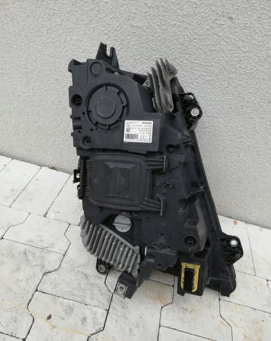 LAMPA VOLVO FH4 FH 4 FM LH ORYGINAŁ - Ön far - Kamyon: fotoğraf 3 LAMPA VOLVO FH4 FH 4 FM LH ORYGINAŁ - Ön far - Kamyon: fotoğraf 3
