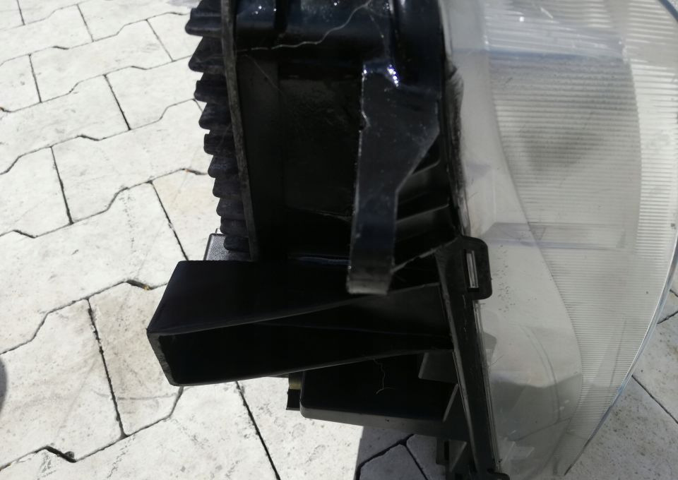 LAMPA VOLVO FH4 FH 4 FM RH ORYGINAŁ - Ön far - Kamyon: fotoğraf 4 LAMPA VOLVO FH4 FH 4 FM RH ORYGINAŁ - Ön far - Kamyon: fotoğraf 4