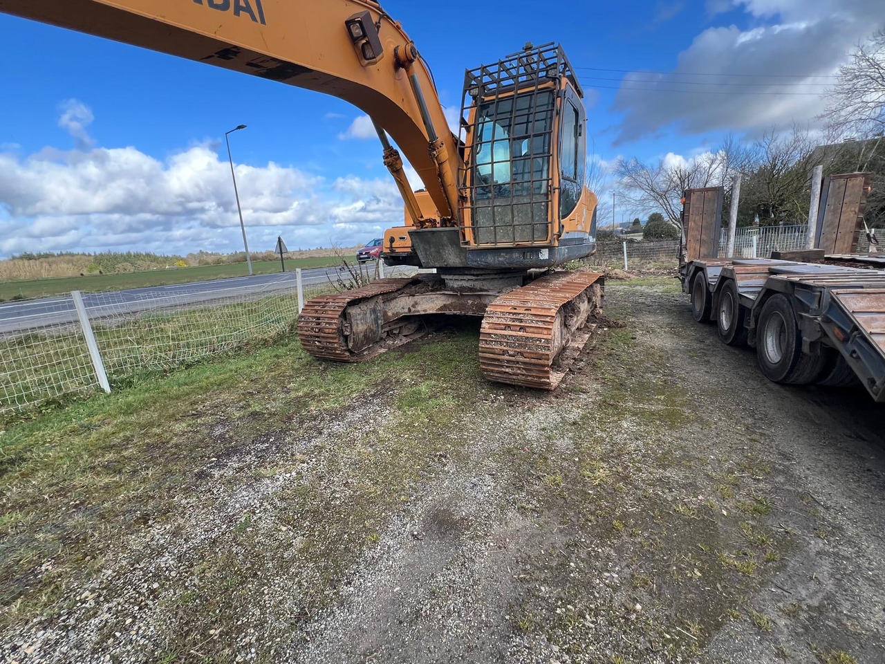 HYUNDAI ROBEX180L0-9 - Paletli ekskavatör: fotoğraf 3 HYUNDAI ROBEX180L0-9 - Paletli ekskavatör: fotoğraf 3