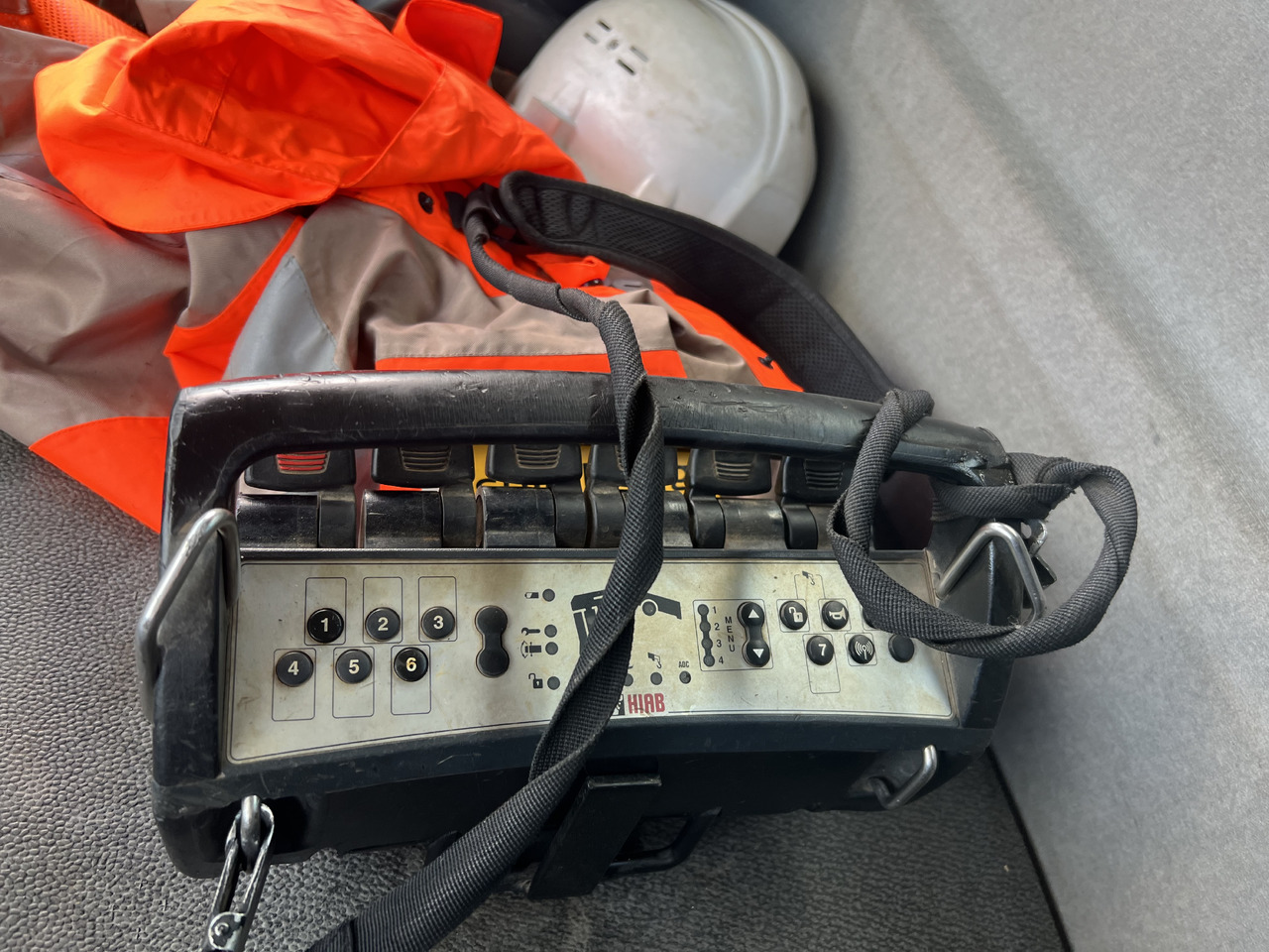 Renault kerax - Vinçli kamyon: fotoğraf 3 Renault kerax - Vinçli kamyon: fotoğraf 3