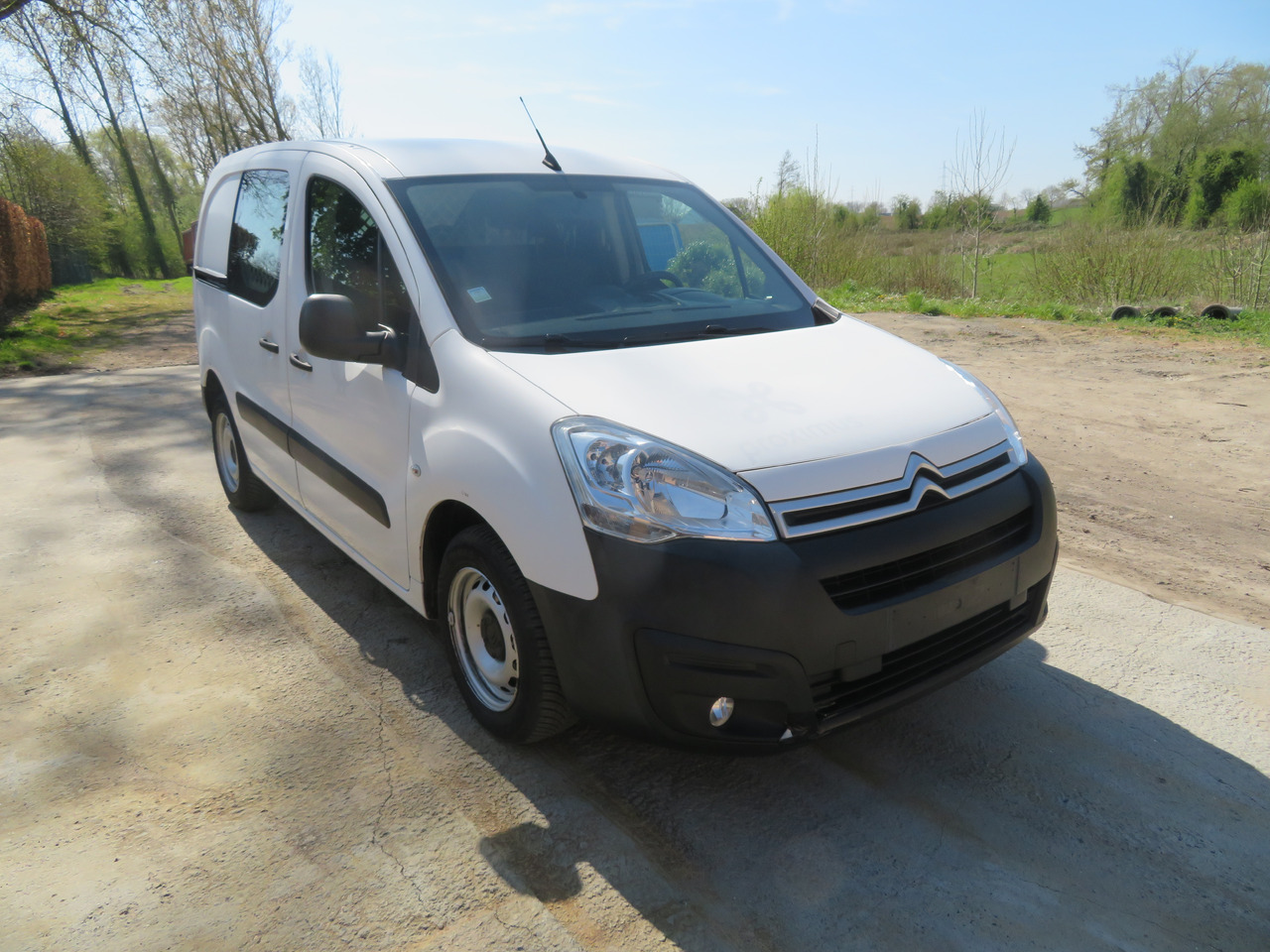 CITROËN Berlingo 1.6 BlueHDi CLUB - Panelvan: fotoğraf 1 CITROËN Berlingo 1.6 BlueHDi CLUB - Panelvan: fotoğraf 1