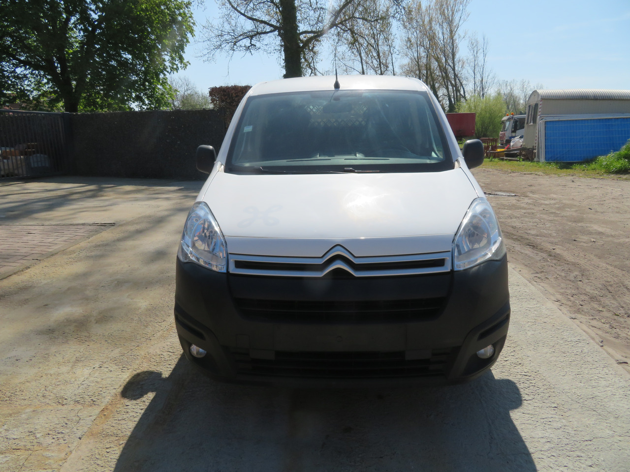 CITROËN Berlingo 1.6 BlueHDi CLUB - Panelvan: fotoğraf 2 CITROËN Berlingo 1.6 BlueHDi CLUB - Panelvan: fotoğraf 2