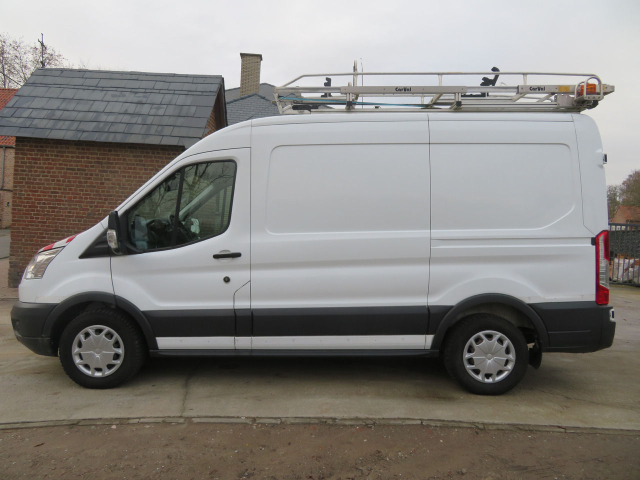 Ford Transit 2.0TDCi - L2H2 - Panelvan: fotoğraf 4 Ford Transit 2.0TDCi - L2H2 - Panelvan: fotoğraf 4