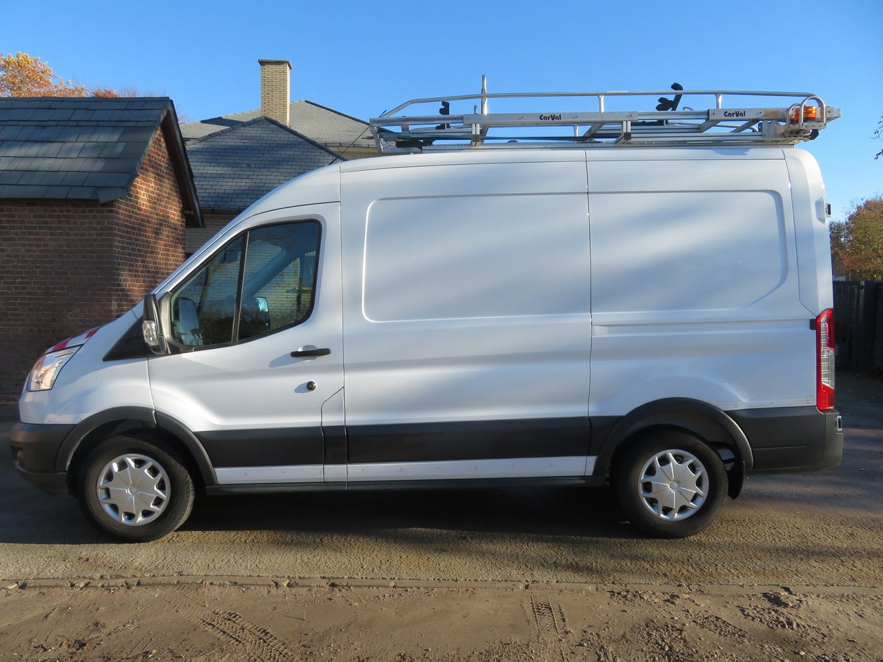 Ford Transit 2.0TDCi - L2H2 - Panelvan: fotoğraf 4 Ford Transit 2.0TDCi - L2H2 - Panelvan: fotoğraf 4