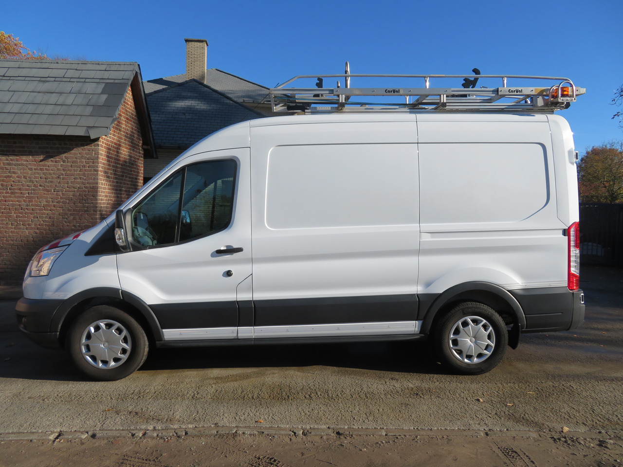 Ford Transit 2.0TDCi L2H2 - Panelvan: fotoğraf 4 Ford Transit 2.0TDCi L2H2 - Panelvan: fotoğraf 4