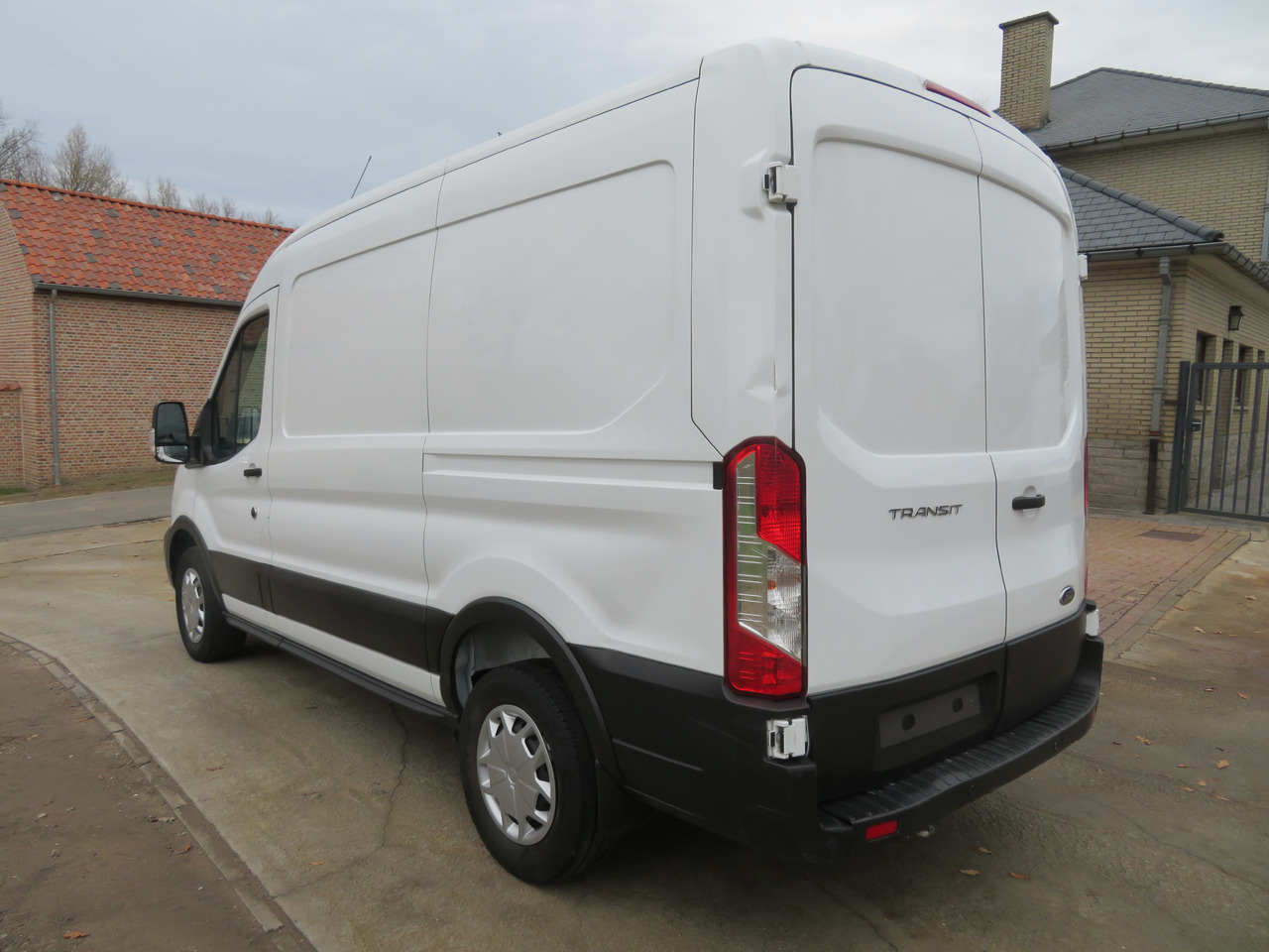 Ford Transit 2.0TDCi TREND - L2H2 - Panelvan: fotoğraf 5 Ford Transit 2.0TDCi TREND - L2H2 - Panelvan: fotoğraf 5