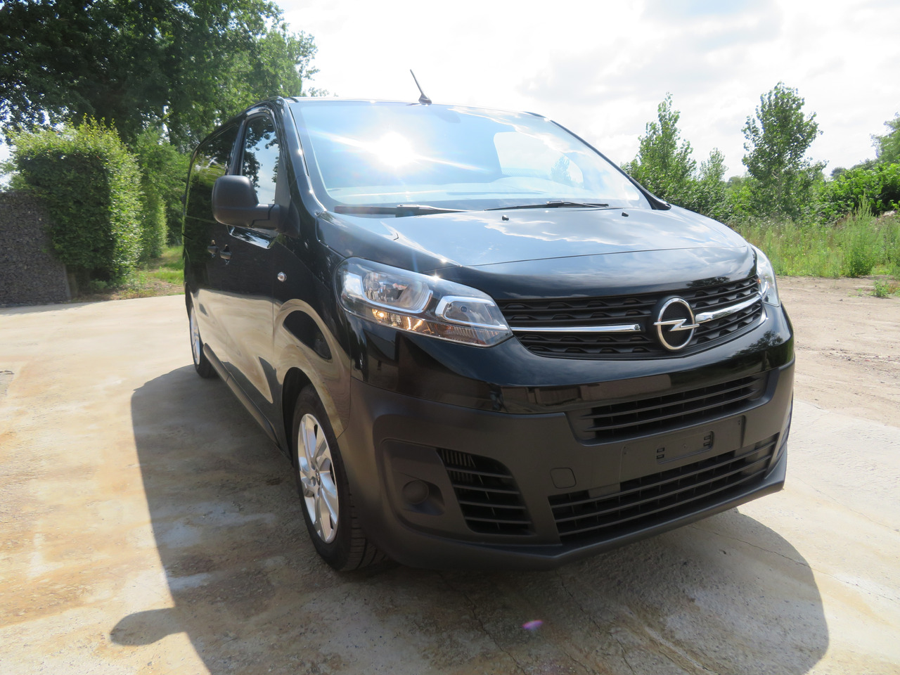 OPEL Vivaro Edition 2.0 Turbo - L2H1 - Küçük panelvan: fotoğraf 1 OPEL Vivaro Edition 2.0 Turbo - L2H1 - Küçük panelvan: fotoğraf 1