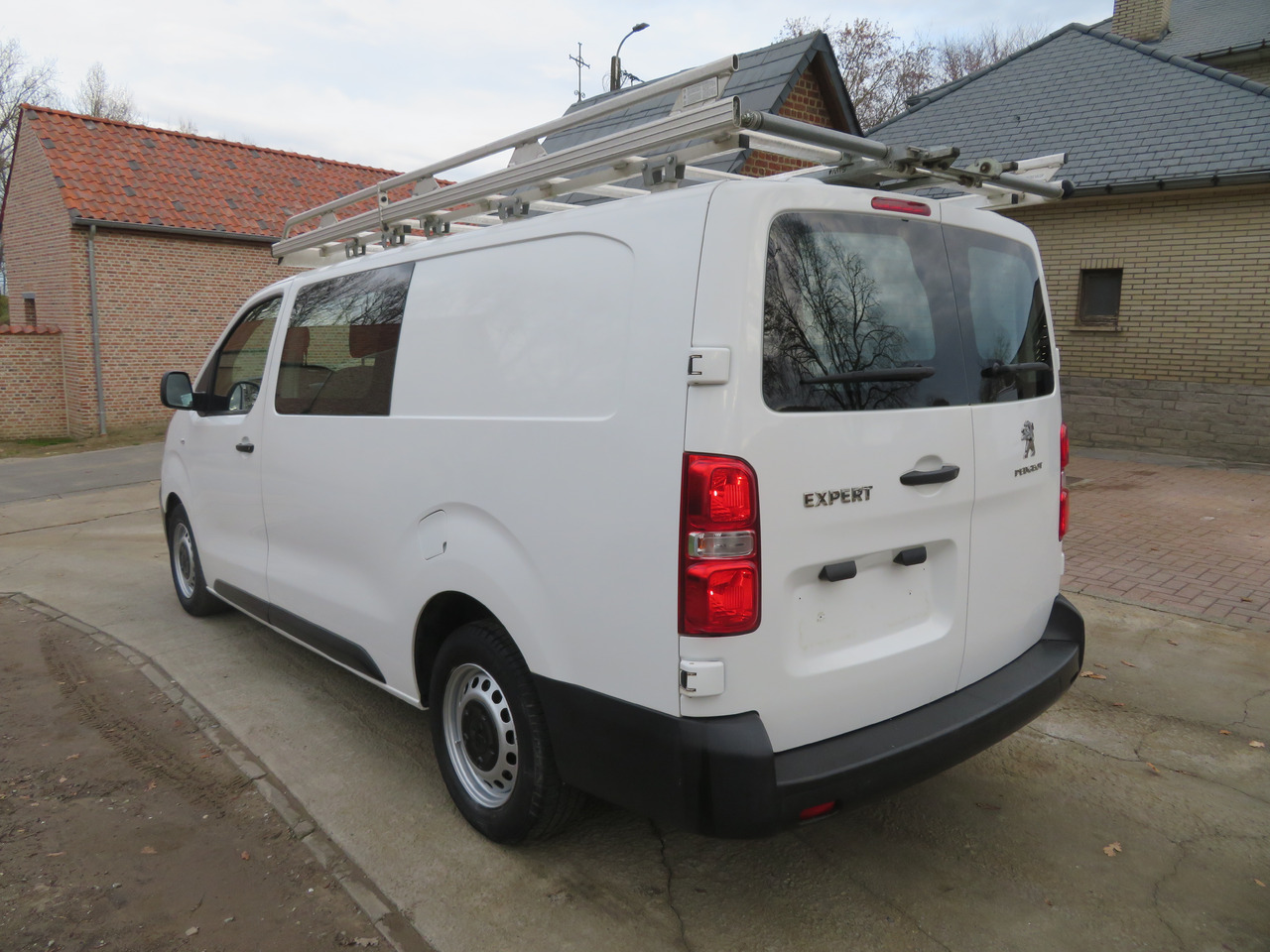 Peugeot Expert 2.0 BlueHDi - L3 - dubbel cabine - Panelvan, Çift kabin kamyonet: fotoğraf 5 Peugeot Expert 2.0 BlueHDi - L3 - dubbel cabine - Panelvan, Çift kabin kamyonet: fotoğraf 5