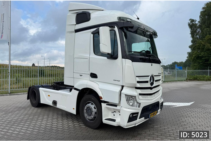 Mercedes-Benz Actros 1842 StreamSpace, Euro 6, / Very clean condition / Streamspace / 9 Pieces - Çekici: fotoğraf 4 Mercedes-Benz Actros 1842 StreamSpace, Euro 6, / Very clean condition / Streamspace / 9 Pieces - Çekici: fotoğraf 4