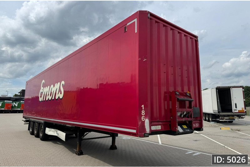 Krone SD / Disk brakes / Double stock - Kapalı karoser dorse: fotoğraf 4 Krone SD / Disk brakes / Double stock - Kapalı karoser dorse: fotoğraf 4