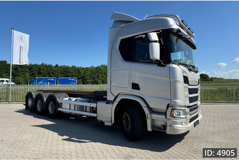 Scania R540 Topline, Euro 6, / 8x4 / Lift axle / frame 7.4 m - Şasi kamyon: fotoğraf 4 Scania R540 Topline, Euro 6, / 8x4 / Lift axle / frame 7.4 m - Şasi kamyon: fotoğraf 4