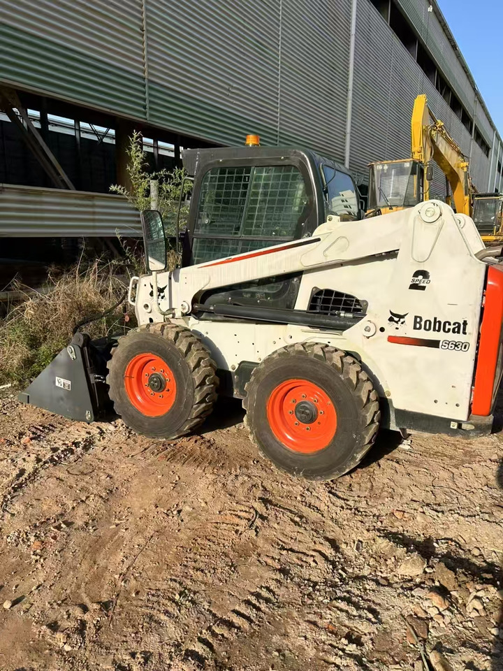 BOBCAT Skid Steer Loader S630 Good Condition - Mini yükleyici: fotoğraf 5 BOBCAT Skid Steer Loader S630 Good Condition - Mini yükleyici: fotoğraf 5