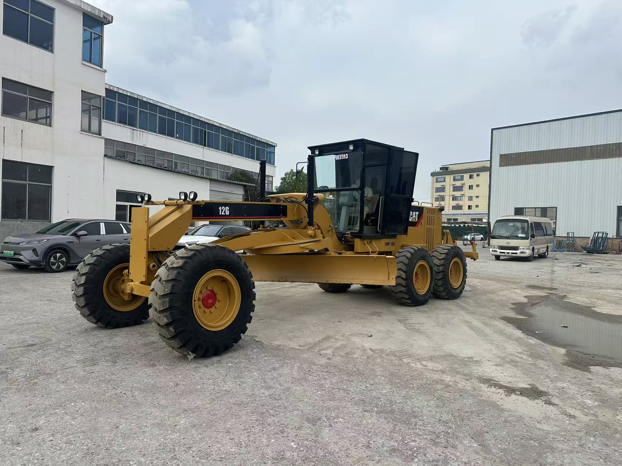 CATERPILLAR 12G CAT Grader - Greyder: fotoğraf 1 CATERPILLAR 12G CAT Grader - Greyder: fotoğraf 1
