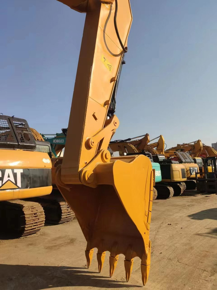 CATERPILLAR 330D - Paletli ekskavatör: fotoğraf 4 CATERPILLAR 330D - Paletli ekskavatör: fotoğraf 4