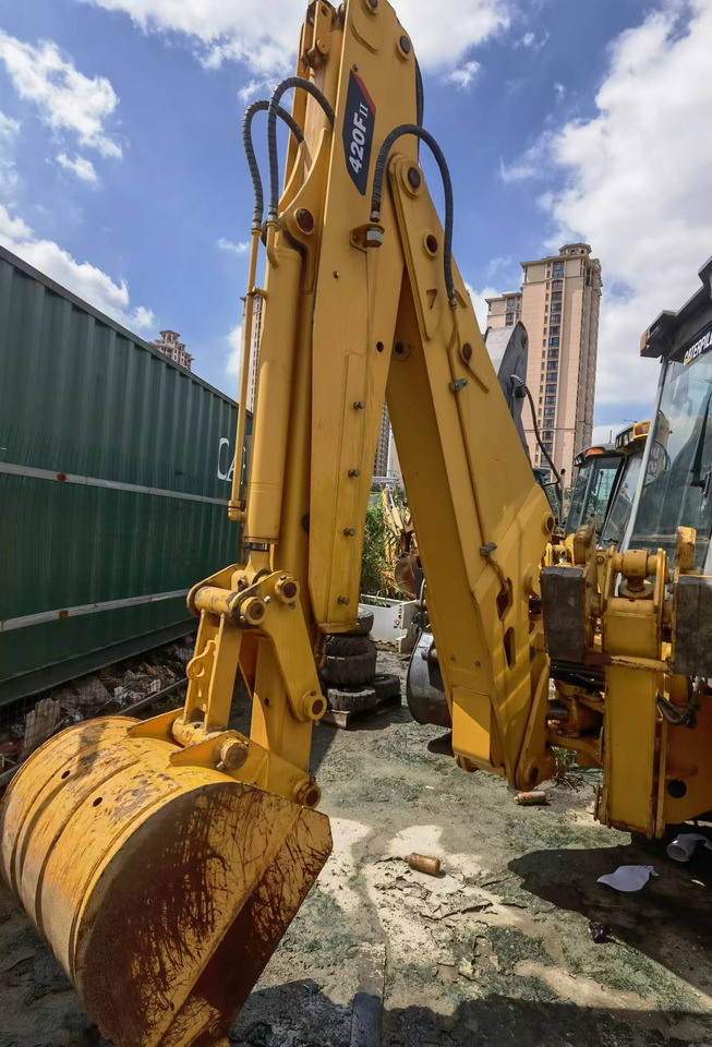 CATERPILLAR 420F - Iş makinesi: fotoğraf 4 CATERPILLAR 420F - Iş makinesi: fotoğraf 4