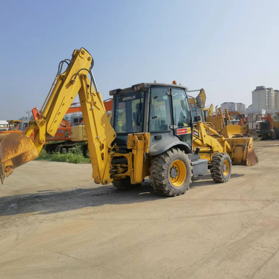 CATERPILLAR 420F - Iş makinesi: fotoğraf 2 CATERPILLAR 420F - Iş makinesi: fotoğraf 2