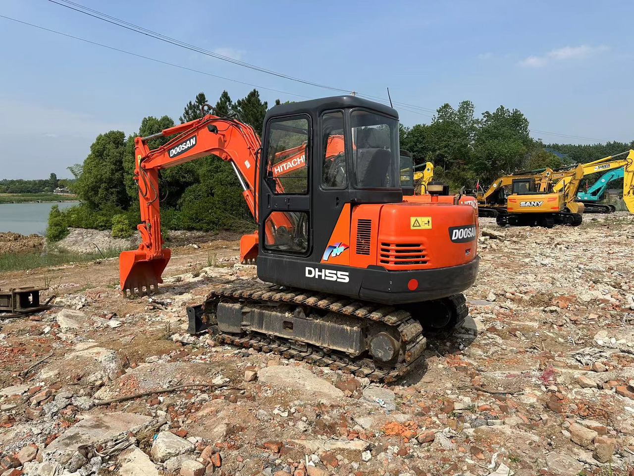 DOOSAN DH55 Mini Excavator 5.5T - Mini ekskavatör: fotoğraf 4 DOOSAN DH55 Mini Excavator 5.5T - Mini ekskavatör: fotoğraf 4