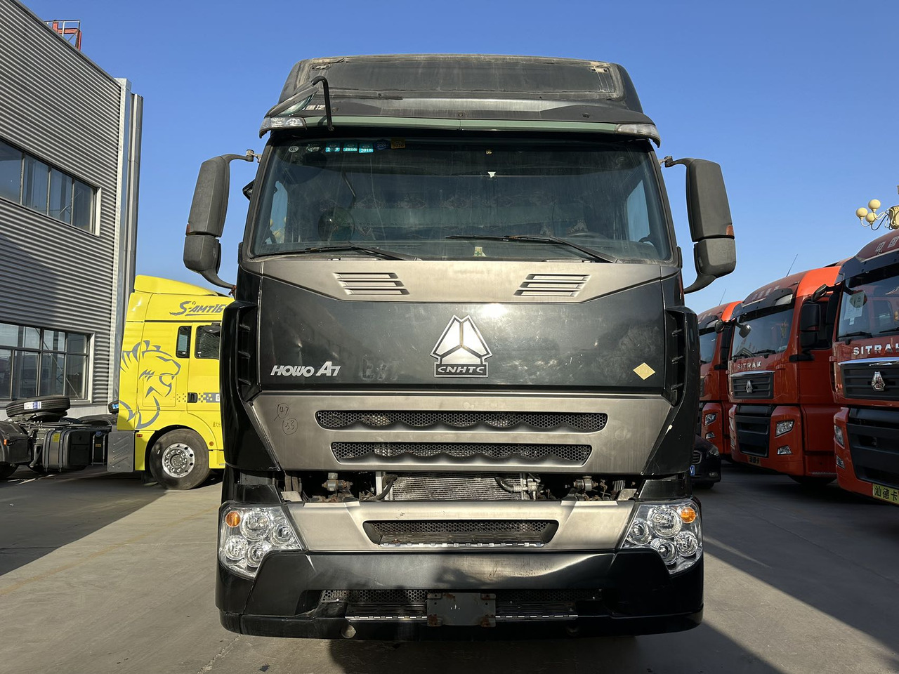 HOWO A7 6*4 Truck Unit Click Here for Discount - Damperli kamyon: fotoğraf 2 HOWO A7 6*4 Truck Unit Click Here for Discount - Damperli kamyon: fotoğraf 2