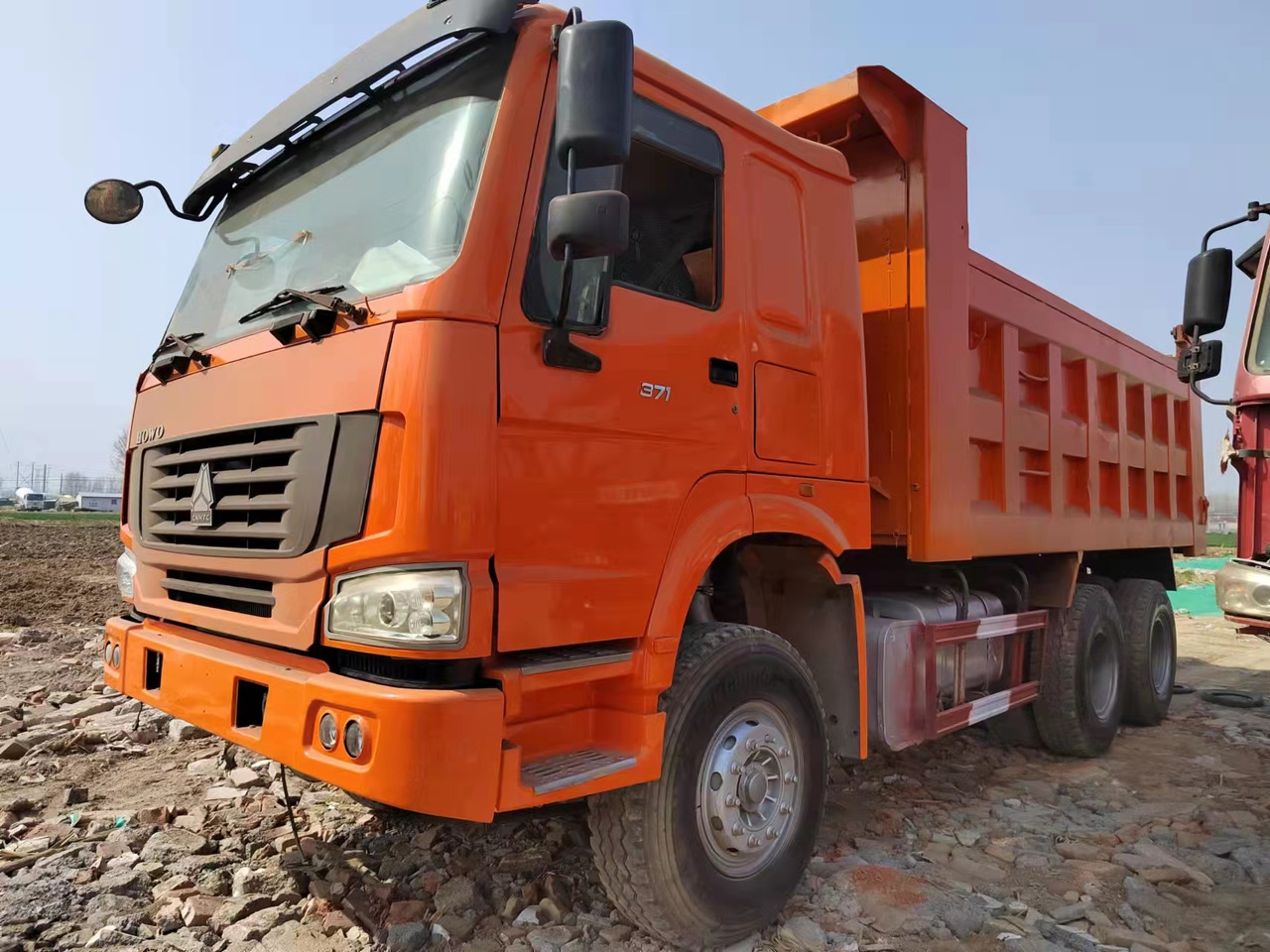 HOWO Dump Truck 6*4 371 Click Here for Discount - Damperli kamyon: fotoğraf 1 HOWO Dump Truck 6*4 371 Click Here for Discount - Damperli kamyon: fotoğraf 1