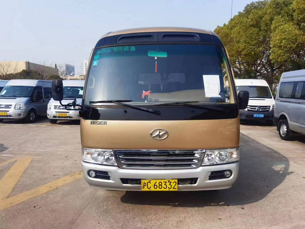Higer 18-Seater Coach - Turistik otobüs: fotoğraf 1 Higer 18-Seater Coach - Turistik otobüs: fotoğraf 1