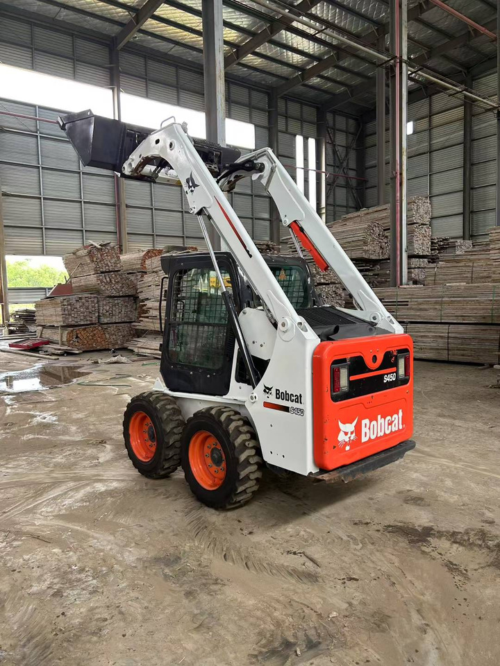 BOBCAT Skid Steer Loader S450 - İş makinaları: fotoğraf 5 BOBCAT Skid Steer Loader S450 - İş makinaları: fotoğraf 5