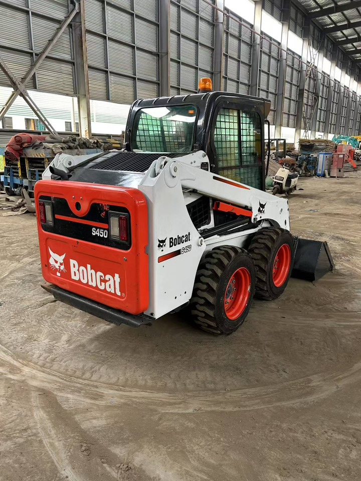 BOBCAT Skid Steer Loader S450 - İş makinaları: fotoğraf 1 BOBCAT Skid Steer Loader S450 - İş makinaları: fotoğraf 1
