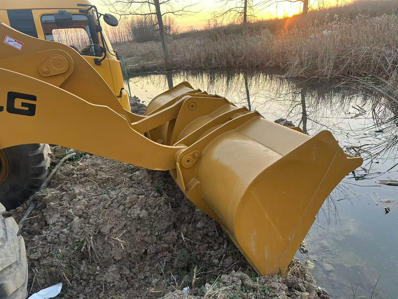 SDLG 958 - İş makinaları: fotoğraf 5 SDLG 958 - İş makinaları: fotoğraf 5