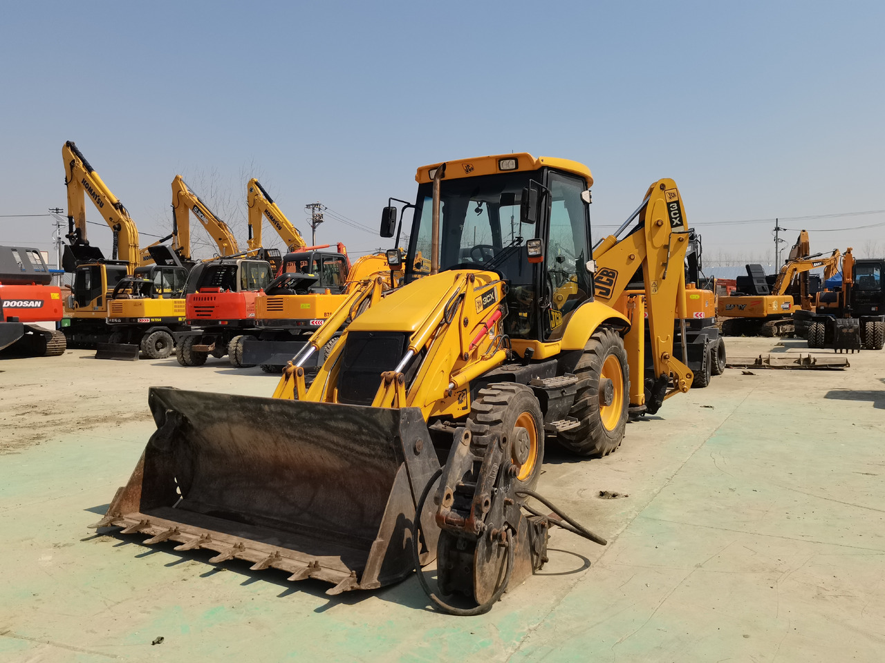 JCB Backhoe Loader 3CX Click Here for Discount - Iş makinesi: fotoğraf 1 JCB Backhoe Loader 3CX Click Here for Discount - Iş makinesi: fotoğraf 1