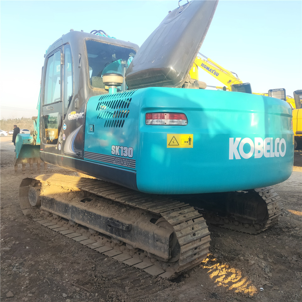 KOBELCO SK130 - Paletli ekskavatör: fotoğraf 4 KOBELCO SK130 - Paletli ekskavatör: fotoğraf 4
